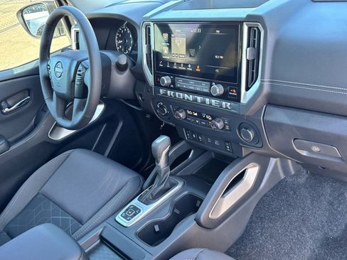 New 2026 Nissan Frontier SV image 11