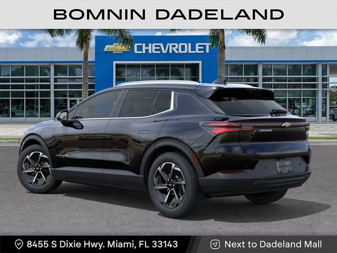 New 2026 Chevrolet Equinox EV LT image 4