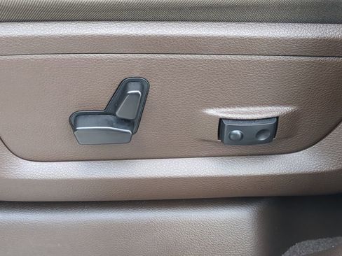 Used 2025 RAM 2500 Limited image 21