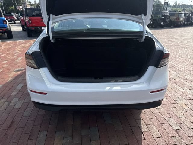 Certified 2024 Honda Accord EX image 28