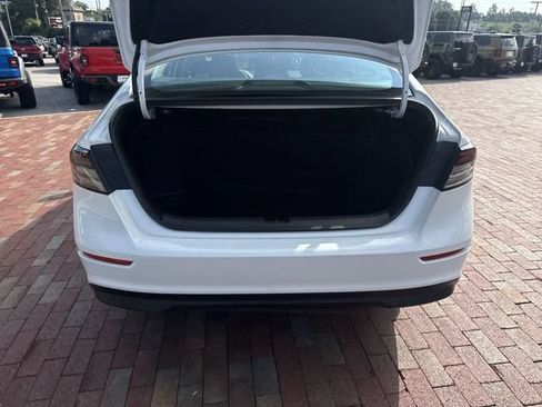 Certified 2024 Honda Accord EX image 28