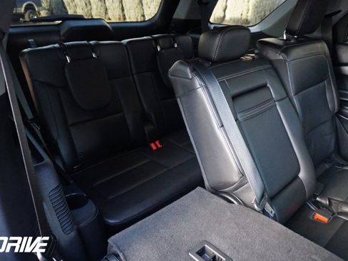 Used 2023 Ford Explorer Limited image 43