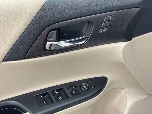 Used 2013 Honda Accord EX-L image 23