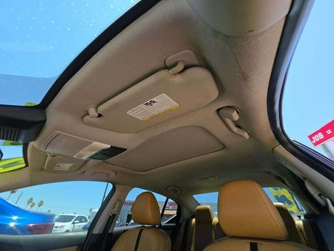 Used 2022 Nissan Sentra SV w/ SV Premium Package FWD image 13