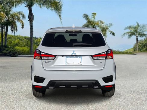 Used 2024 Mitsubishi Outlander Sport SE image 5