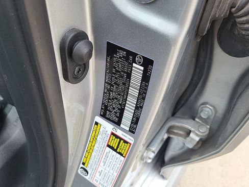 Used 2023 Toyota Camry SE FWD image 29