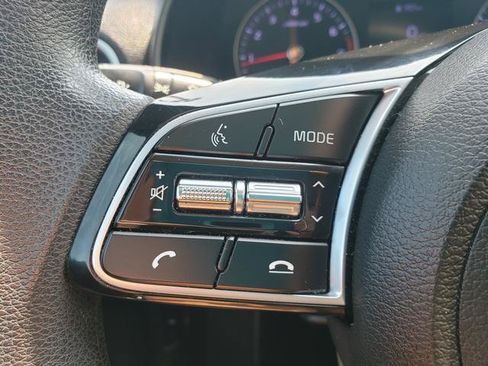 Used 2019 Kia Forte LXS FWD image 24