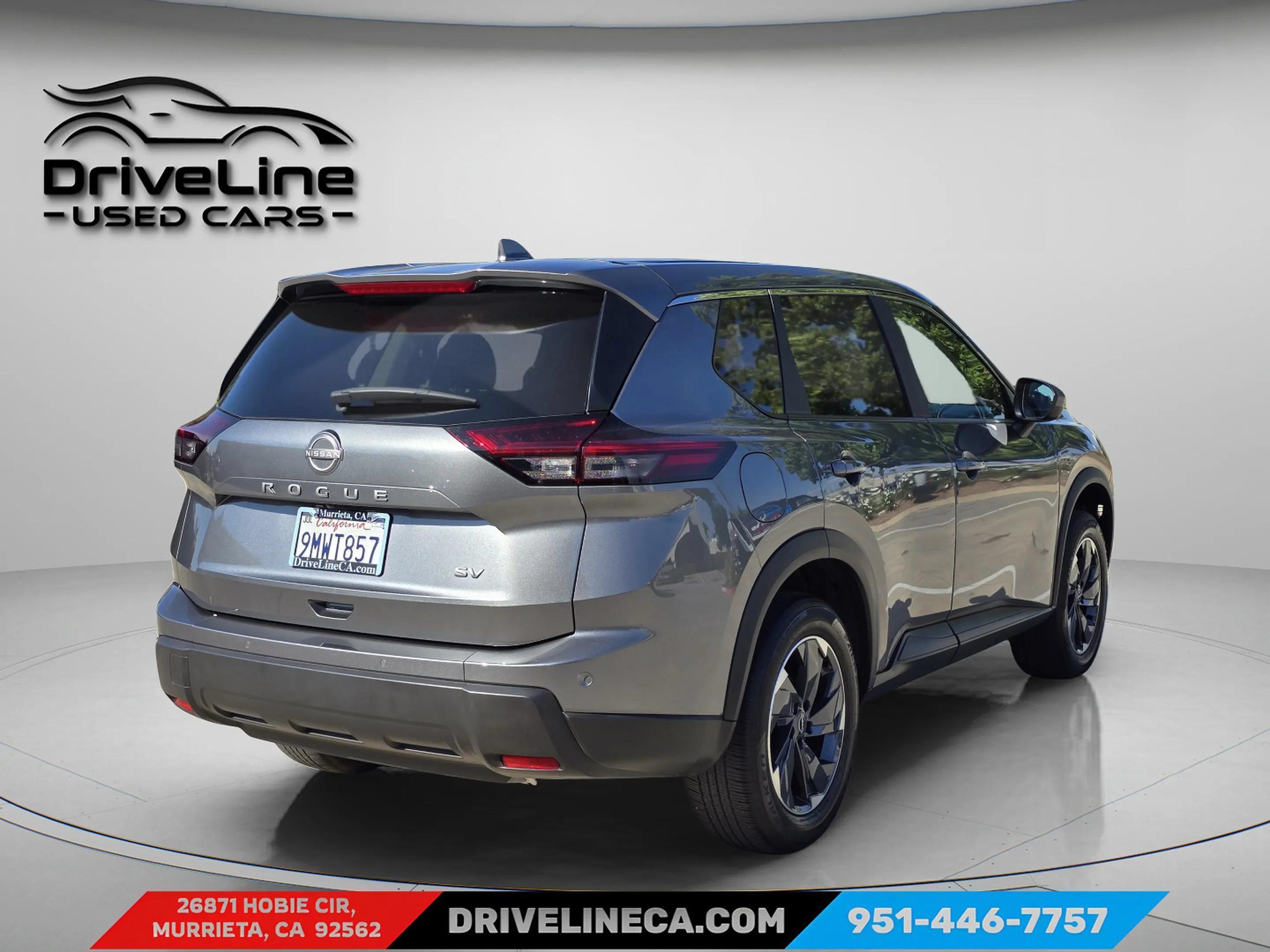 Used 2024 Nissan Rogue SV FWD image 7