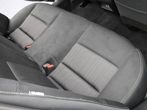 Used 2024 Nissan Altima 2.5 SV FWD image 32