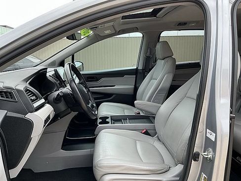 Used 2019 Honda Odyssey EX-L image 18