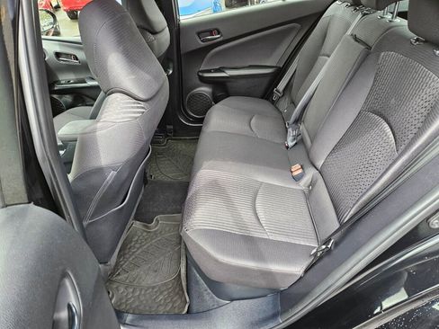 Used 2017 Toyota Prius Two w/ Prius Two Safety Plus Package FWD image 12