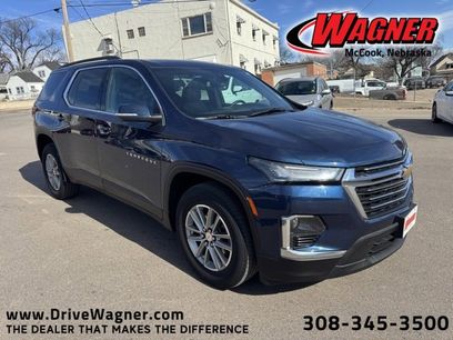 Used 2023 Chevrolet Traverse LT