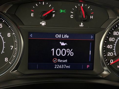 Used 2023 Chevrolet Traverse RS AWD/4WD image 18