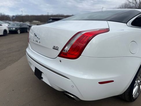 Used 2013 Jaguar XJ AWD image 12
