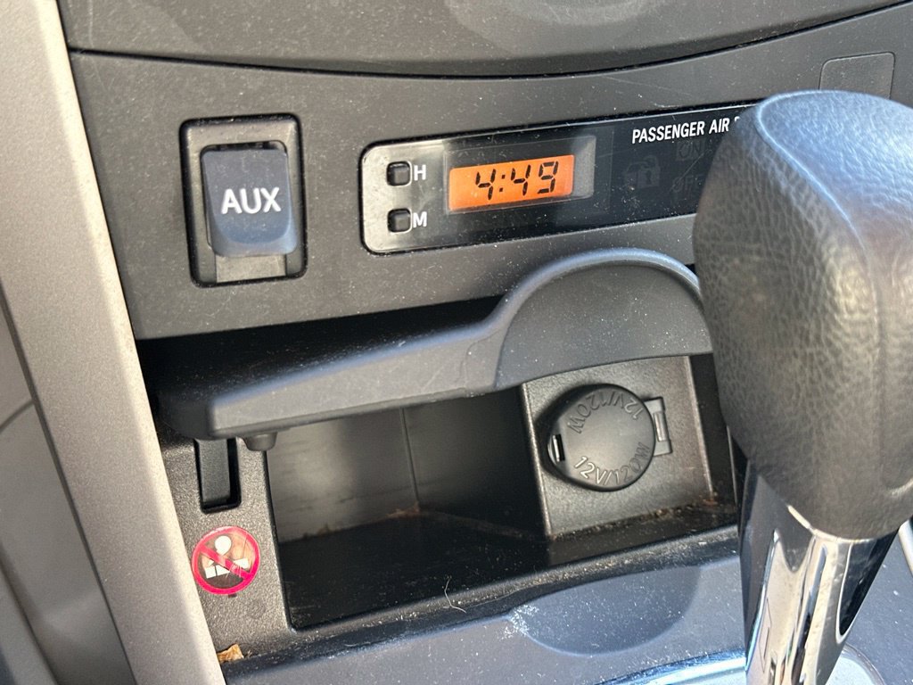 Used 2010 Toyota Corolla LE w/ All Weather Guard Pkg FWD image 22