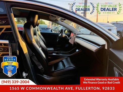 Used 2018 Tesla Model 3 Mid Range RWD image 22