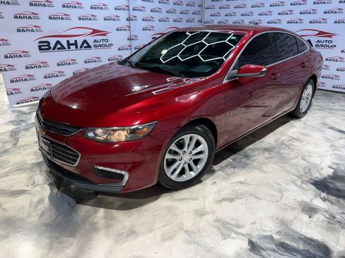 Used 2018 Chevrolet Malibu LT image 2
