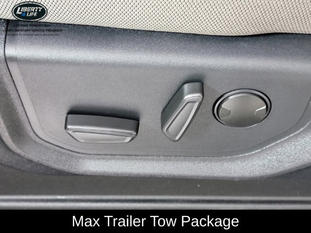Used 2019 Ford F150 XLT w/ Equipment Group 302A Luxury AWD/4WD image 14