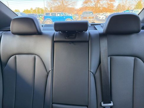 Used 2025 BMW 330i xDrive Sedan image 13