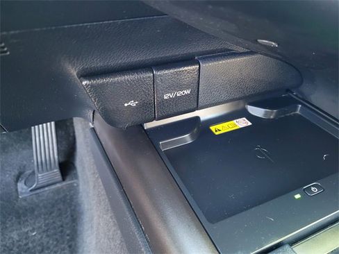 Used 2023 Toyota Camry XSE image 14