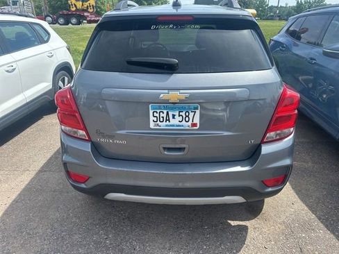 Used 2019 Chevrolet Trax LT w/ LT Convenience Package AWD/4WD image 4