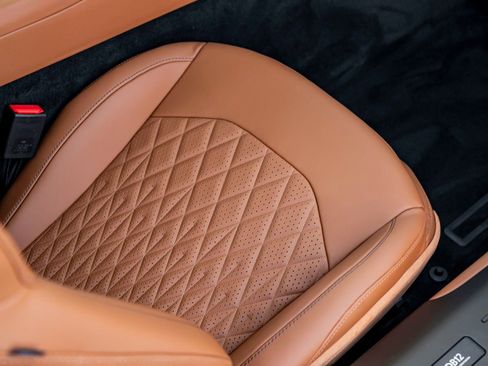 Used 2026 Aston Martin DB12 Coupe image 25