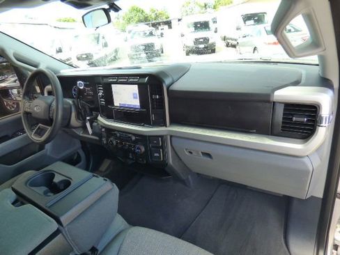 Used 2024 Ford F350 XLT w/ 360-Degree Camera Package AWD/4WD image 15