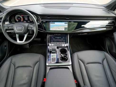 Used 2025 Audi Q7 3.0T Premium Plus AWD/4WD image 41