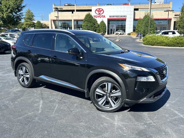 Used 2023 Nissan Rogue SL w/ SL Premium Package AWD/4WD image 2