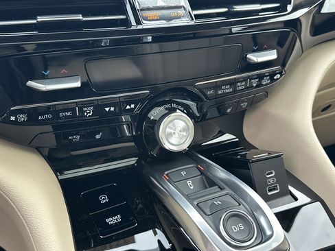 New 2026 Acura MDX SH-AWD image 26