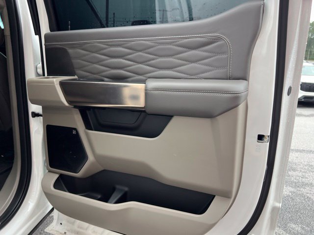 Used 2026 Ford F250 Platinum w/ Platinum Plus Package AWD/4WD image 22