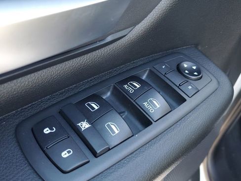 Used 2019 RAM 1500 Tradesman w/ SXT Appearance Group image 23