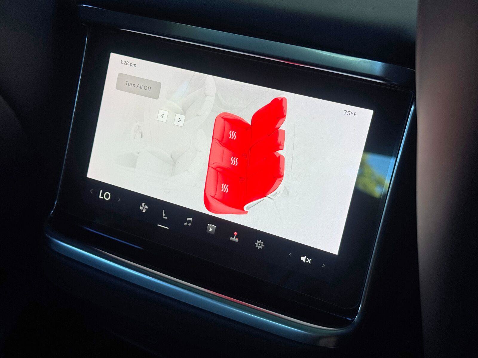 Used 2022 Tesla Model S AWD/4WD image 37