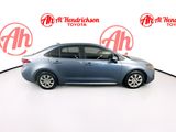 Used 2022 Toyota Corolla LE image 2