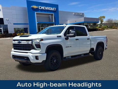 Used 2024 Chevrolet Silverado 2500 LTZ w/ LTZ Plus Package AWD/4WD image 34