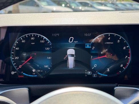 Certified 2020 Mercedes-Benz GLB 250 4MATIC image 28