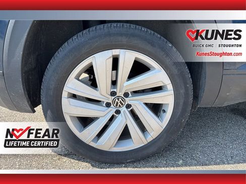 Used 2021 Volkswagen Atlas Cross Sport SE w/ Panoramic Sunroof Package image 13