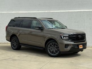 New 2026 Ford Expedition Platinum w/ Stealth Appearance Package video 1