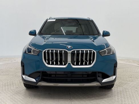 Used 2025 BMW X1 xDrive28i w/ Convenience Package AWD/4WD image 5