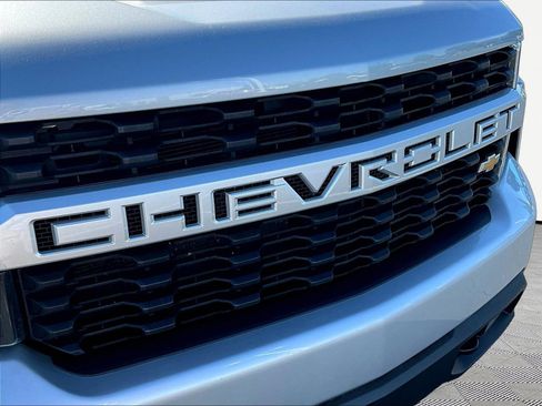 Used 2020 Chevrolet Silverado 1500 Custom w/ Custom Value Package AWD/4WD image 32