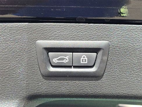 Used 2018 BMW X6 xDrive35i image 17