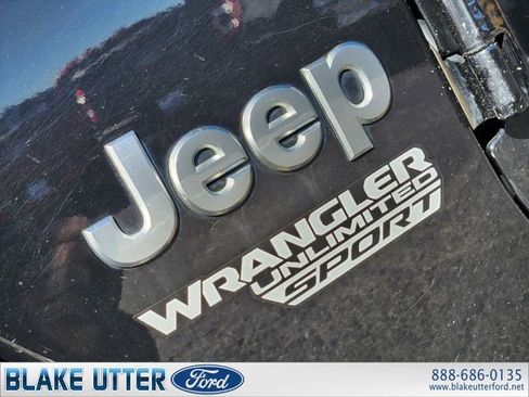 Used 2021 Jeep Wrangler Unlimited Sport image 12