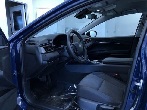 Certified 2025 Toyota Camry LE image 11