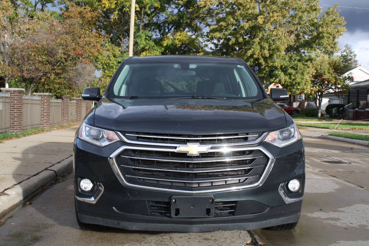 Used 2019 Chevrolet Traverse LT FWD image 3