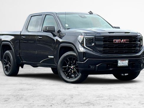 Used 2023 GMC Sierra 1500 Elevation image 2