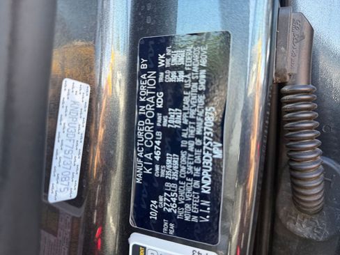 Used 2025 Kia Sportage LX image 24