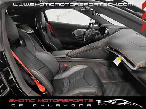 Used 2024 Chevrolet Corvette Z06 RWD image 2