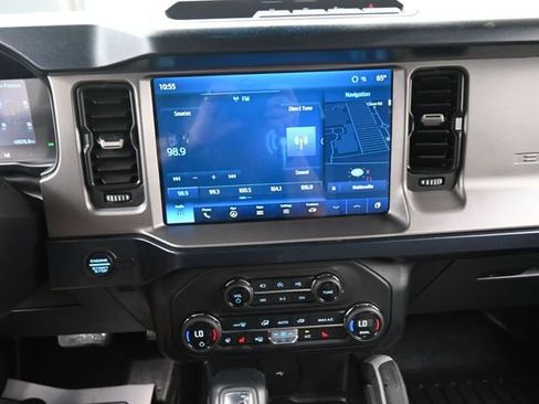 Used 2021 Ford Bronco Outer Banks AWD/4WD image 10