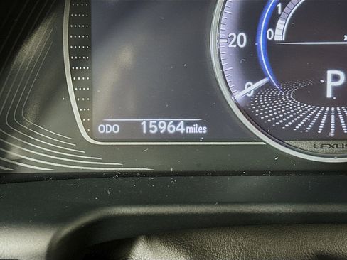 Used 2024 Lexus ES 350 w/ Premium Package image 21