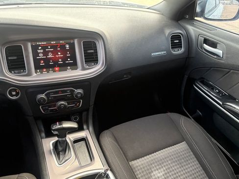 Used 2023 Dodge Charger SXT RWD image 14